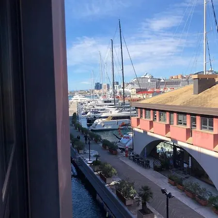 Guesthost - Porto Antico & Aquarium Flat Appartement